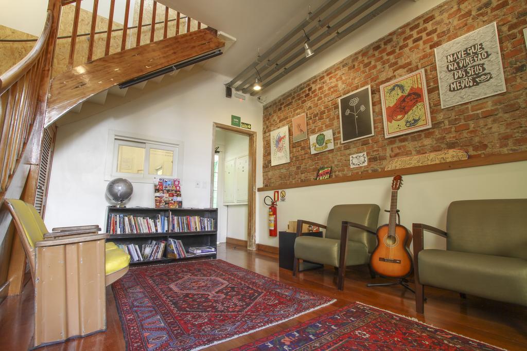 Brick Hostel ポルト・アレグレ エクステリア 写真