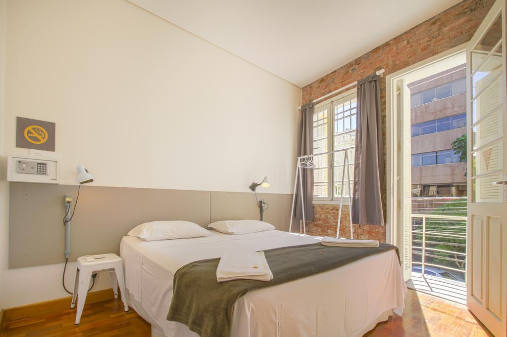 Brick Hostel ポルト・アレグレ エクステリア 写真