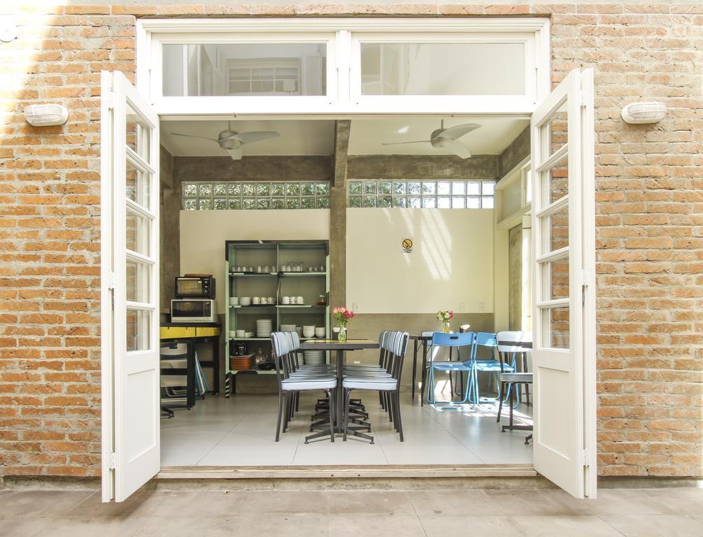 Brick Hostel ポルト・アレグレ エクステリア 写真