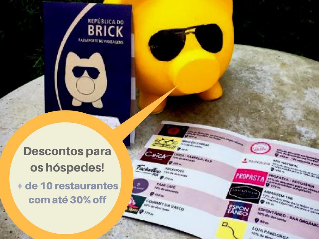 Brick Hostel ポルト・アレグレ エクステリア 写真