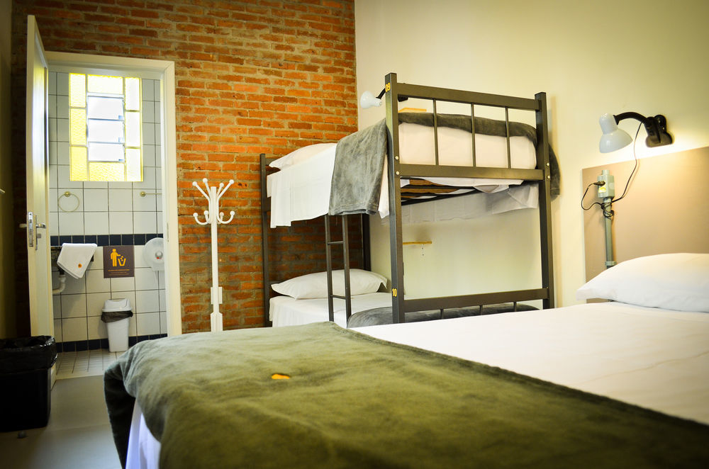 Brick Hostel ポルト・アレグレ エクステリア 写真