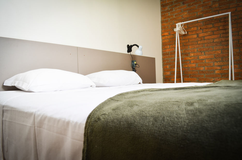 Brick Hostel ポルト・アレグレ エクステリア 写真